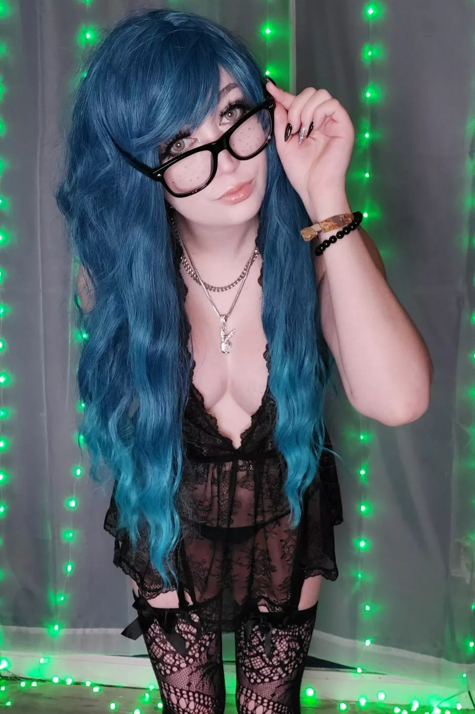 what's ur sign Daddy 🥺👉👈 posted by DahliaUndomiel