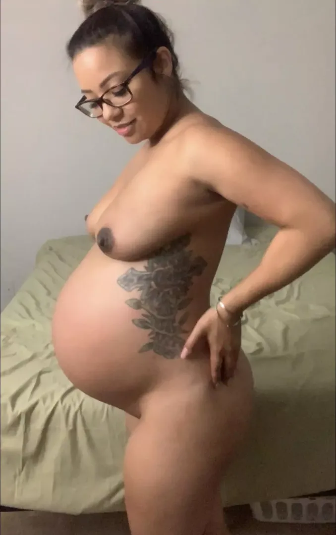 What’s your favorite belly angle?(OC) by prettypregnant4