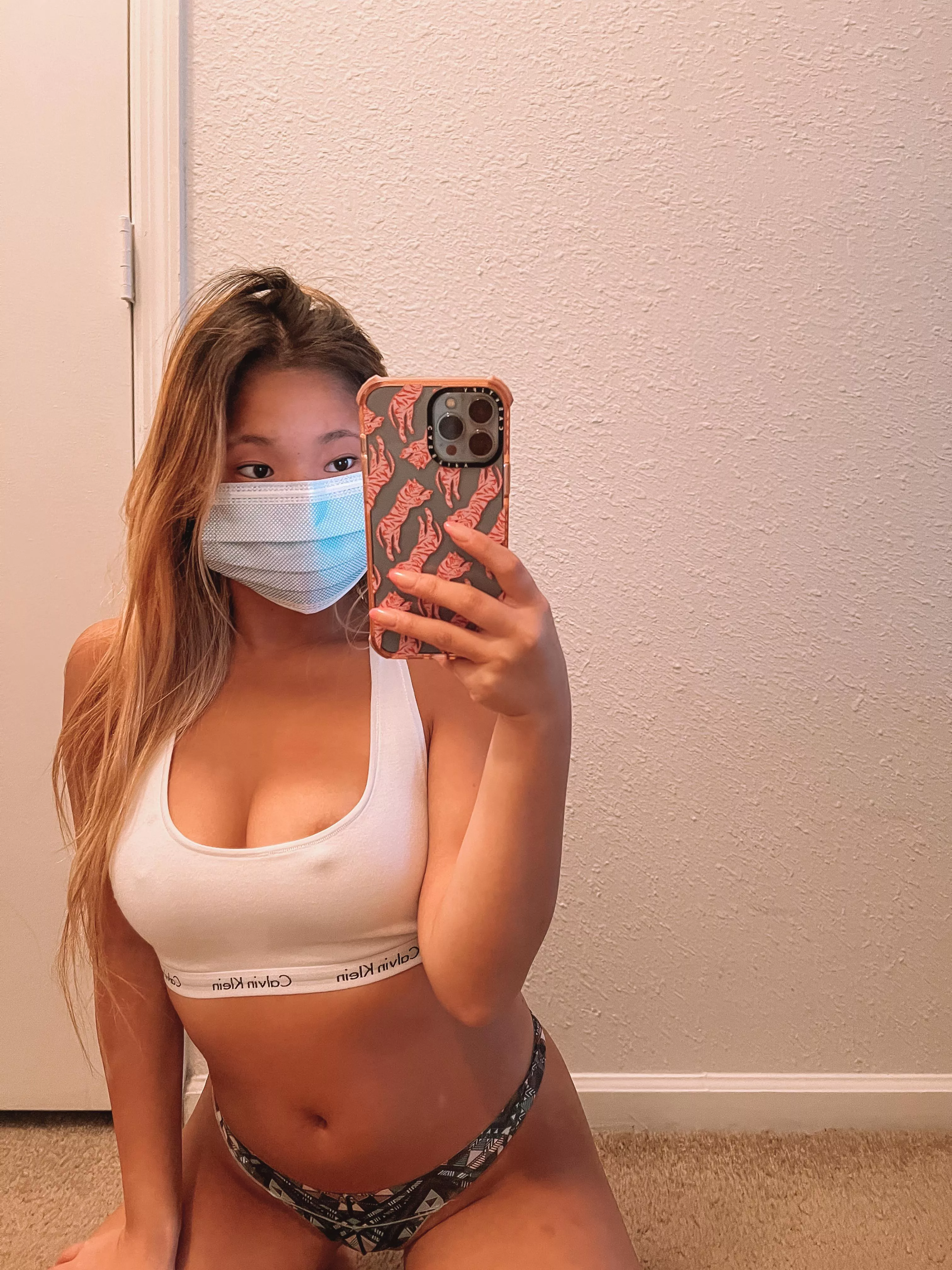 what’s your favorite part of my body? posted by abgpanda123