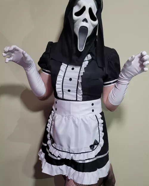 What's your favorite scary movie? by SidSpooky