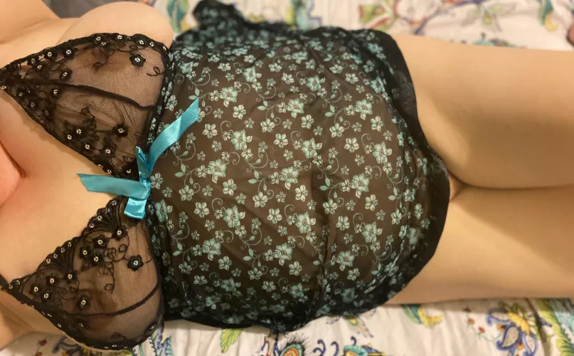 What’s your go to move in bed? by feelingsexay