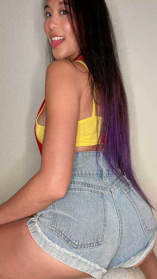 What's your perfect date idea? by PowerfulIngenuity681