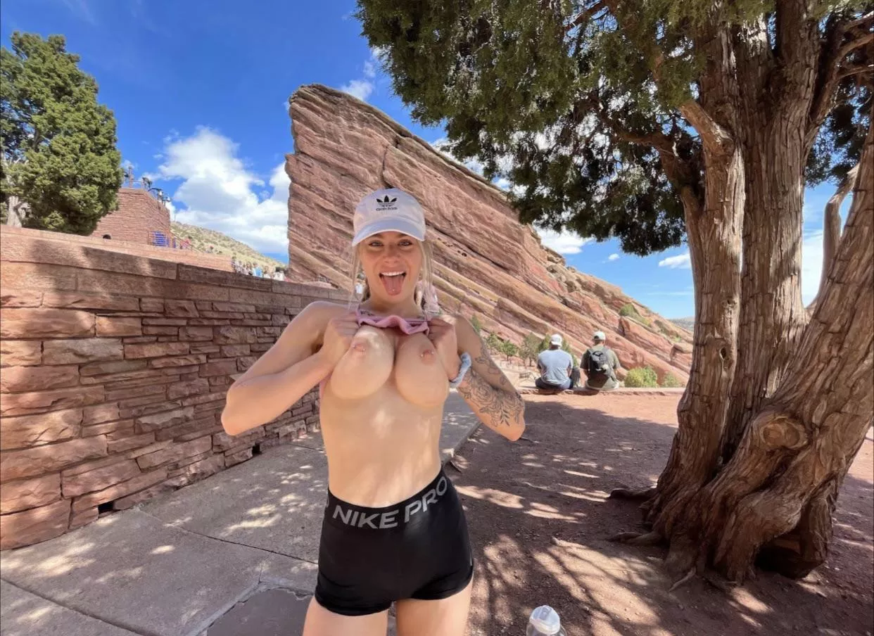 When nobody’s looking :D posted by bullet_girl