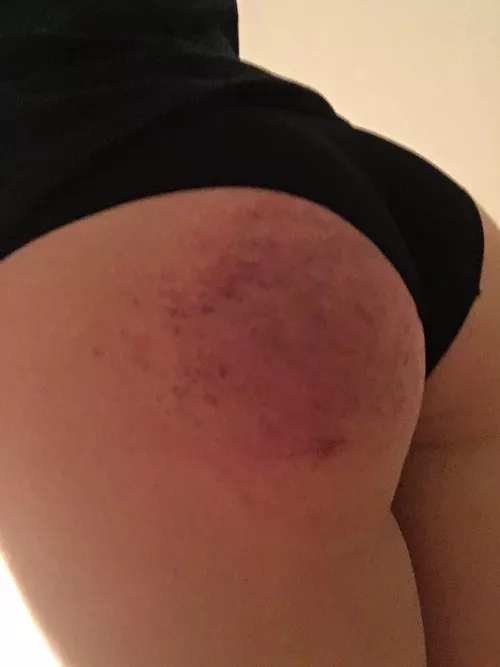 When she sends you pics when she’s at work by Thebigdaddy01