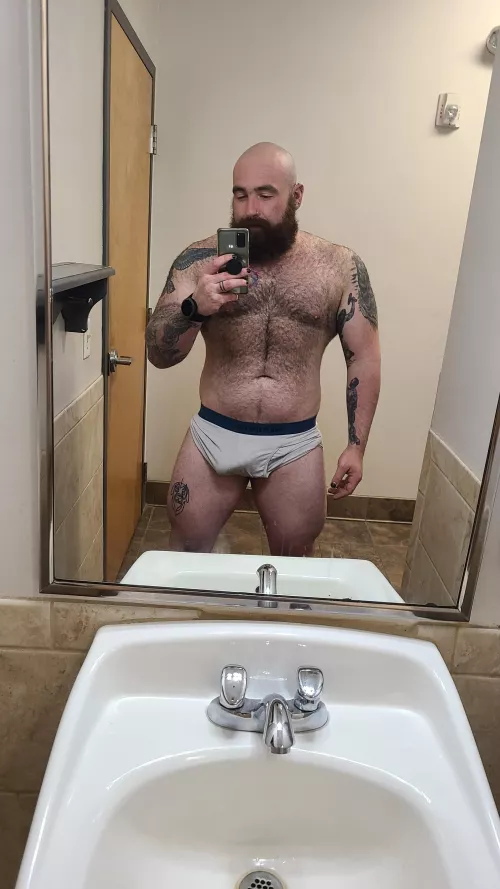 when you get a little horny at the gym by kennex22