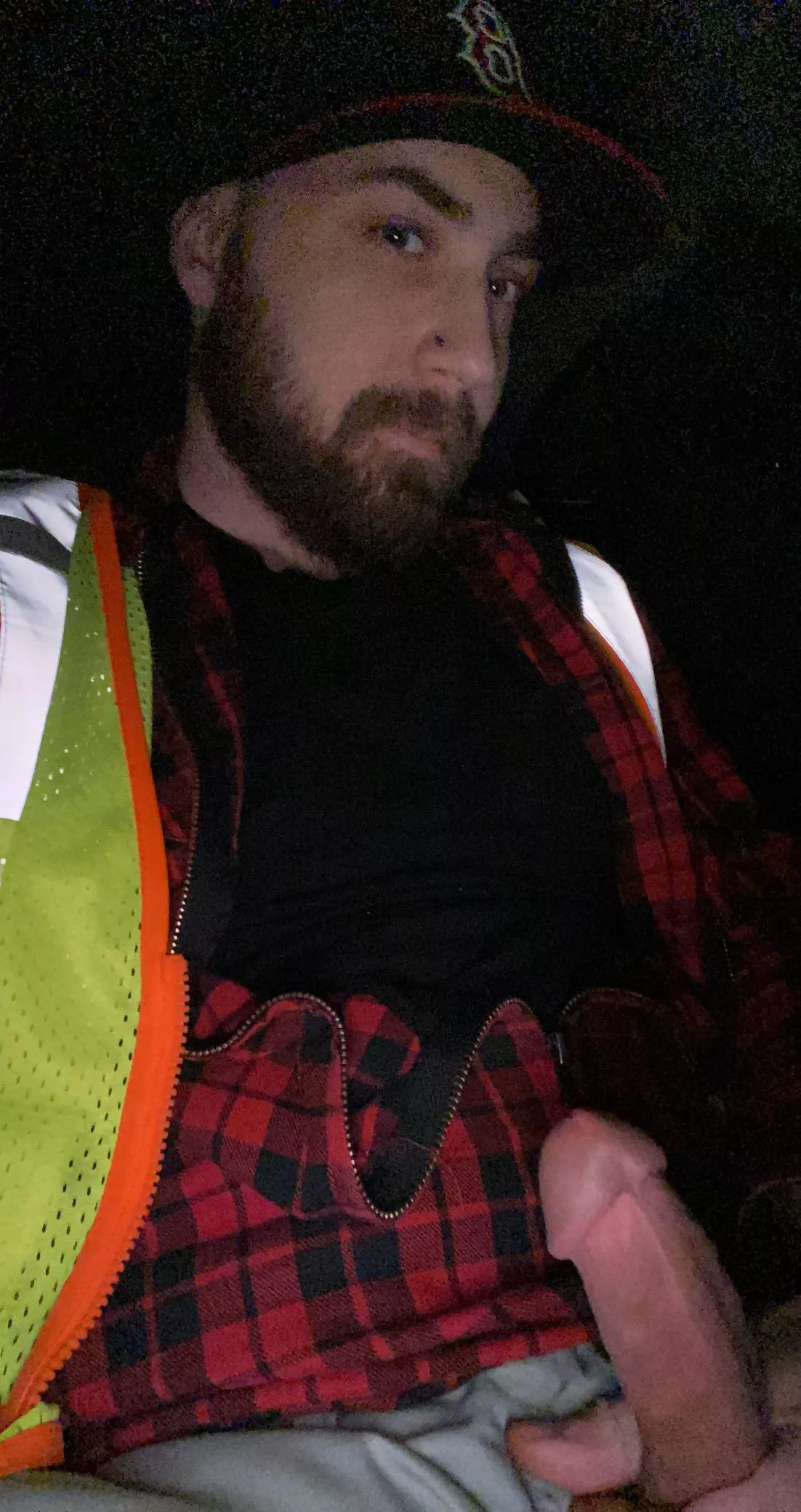 When you get horny on break posted by hurleypooper