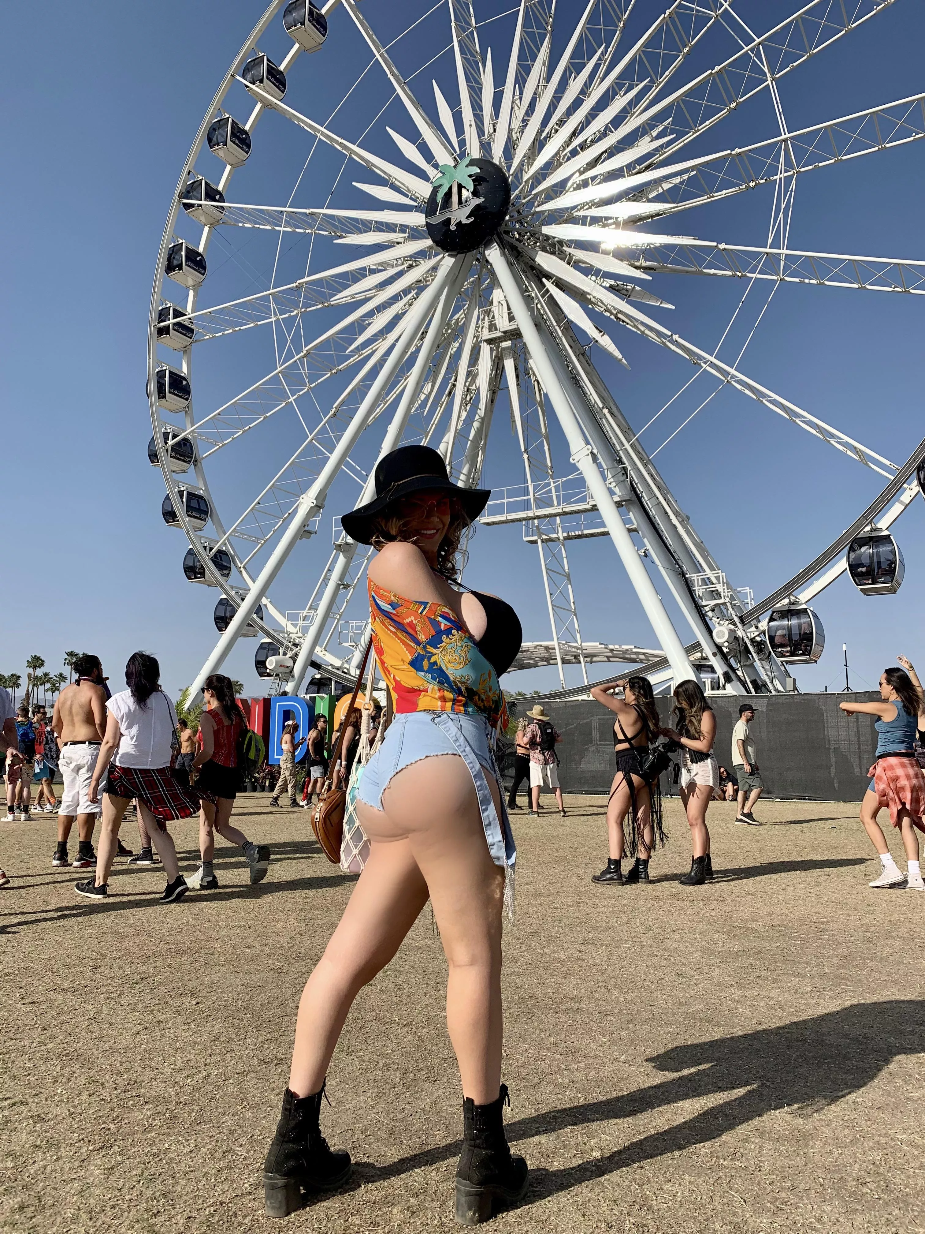 When you stuff your big bimbo boobs and big bimbo butt into festival clothes [oc] posted by UKBimboDoll
