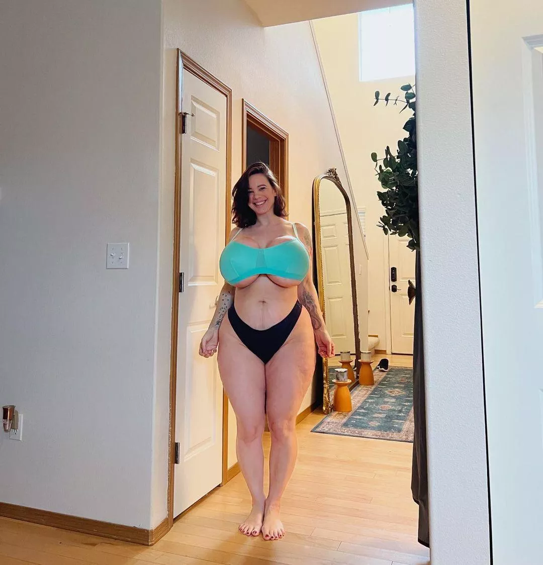 When you wake up on the right side of the bed posted by memesboobsbooty