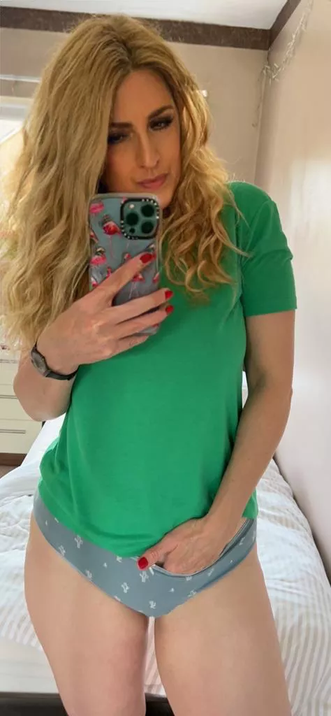 When you wear daughters nickers for the day posted by Louise_fabs