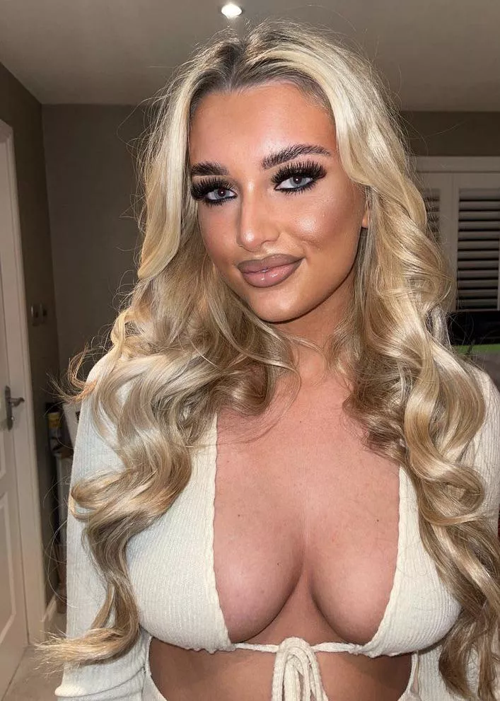 Where are you looking? posted by gloryintaken