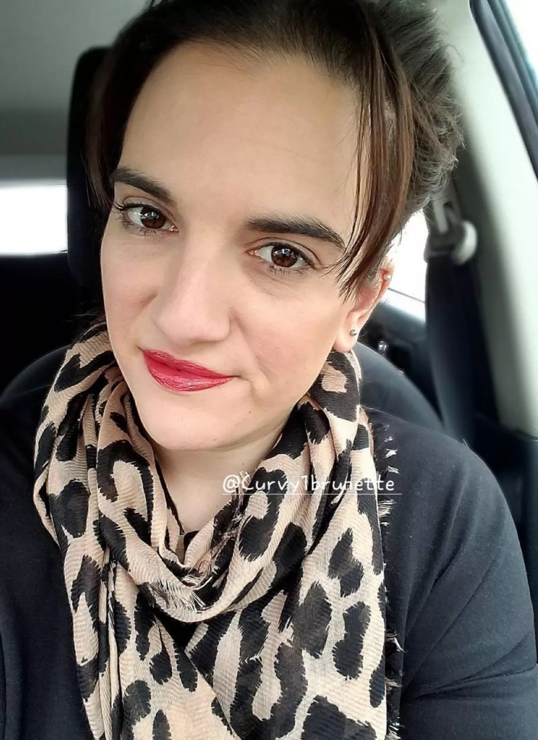 where do you like red lipstick? posted by Curvy1brunette