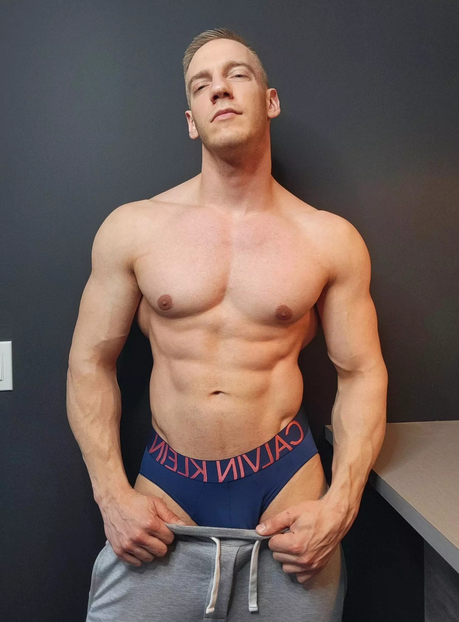 Where will you kiss me first ? 😍 posted by John_fitness91