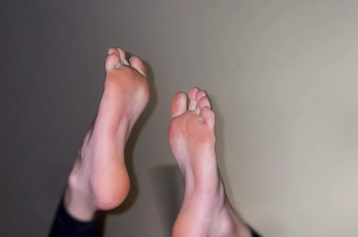where would you start, soles or toes? posted by petitefeet64