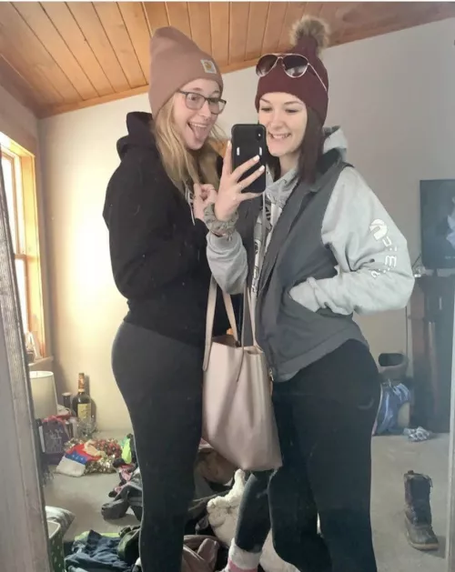 Which girl? Which hole?? by Av0cad0rabie