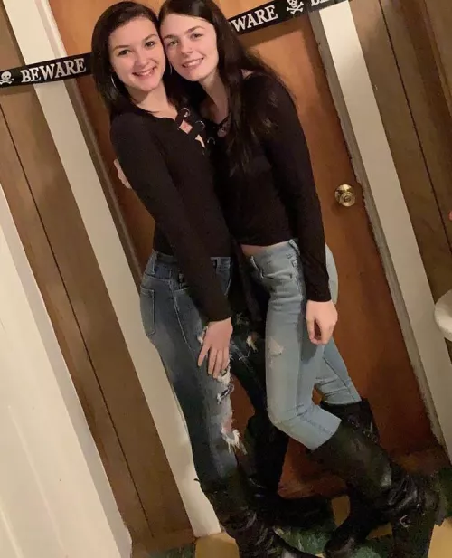 Which girl? WWYD? by Av0cad0rabie