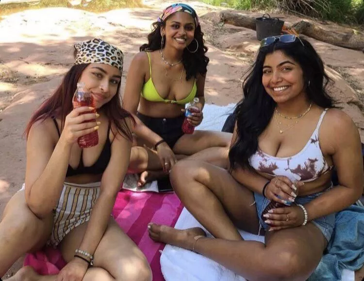 Which hottie’s boobs do you stuff your face in? posted by PinPuzzleheaded8754