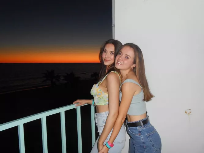 Which one? [2] by bankslayer103