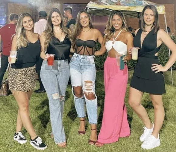 Which one? by tropicalbr