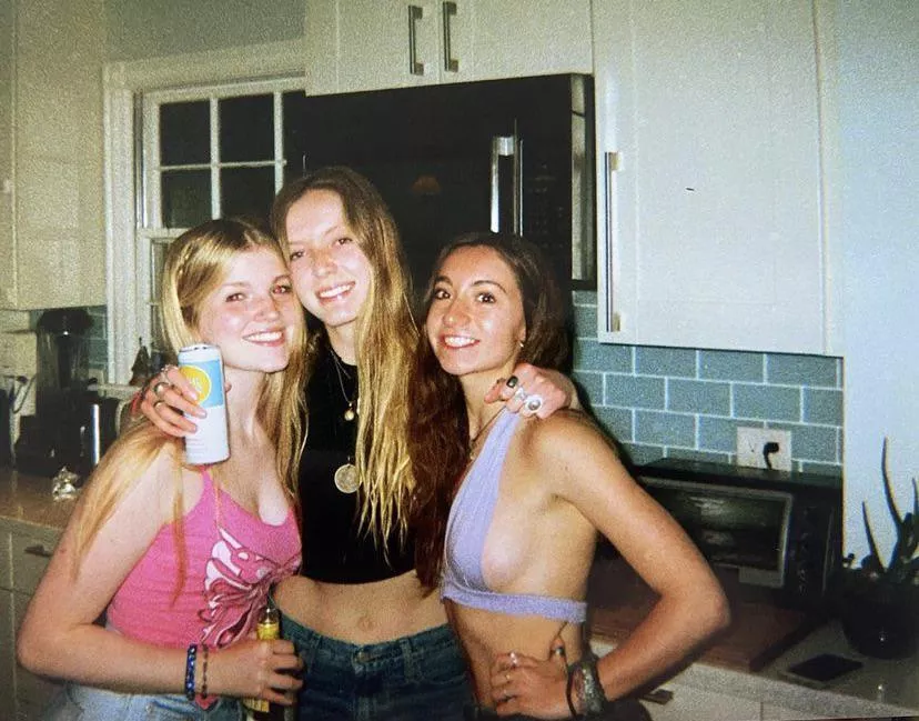 Which one and why? Dm for more posted by Terrible-Poetry6637