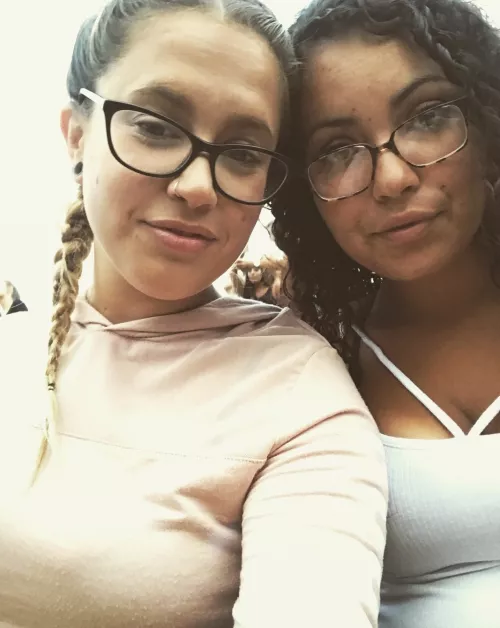 which one gets a nice facial? left or right by Antique-Regret6162