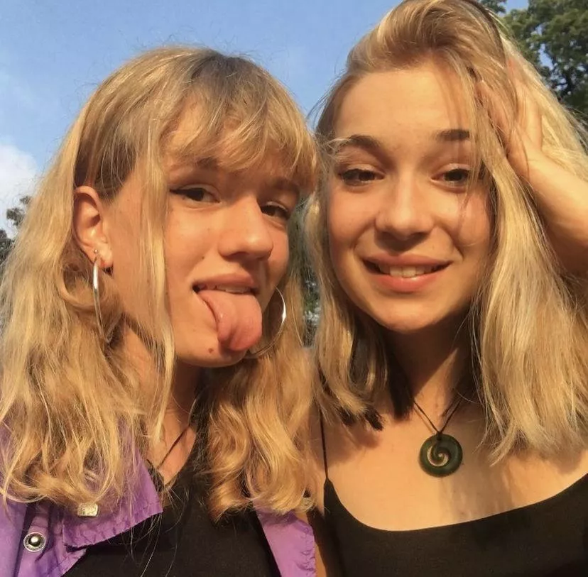 Which one of these sluts do you want head from? posted by bibayabs