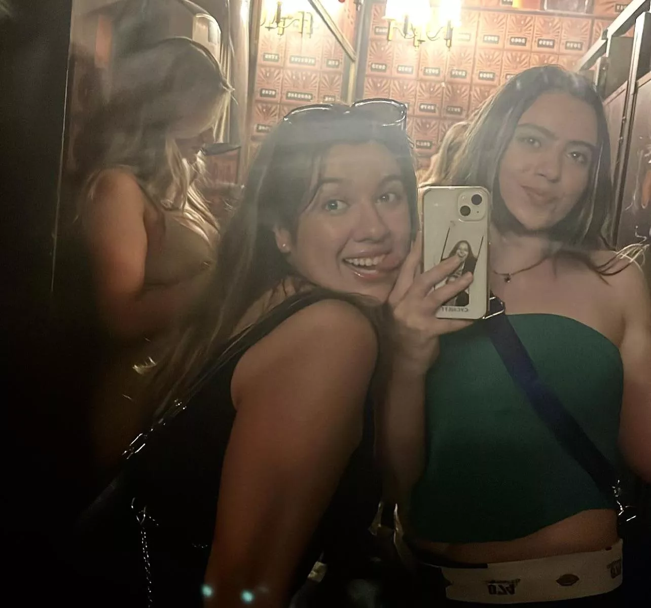 Which one you pounding posted by kattarrhin69