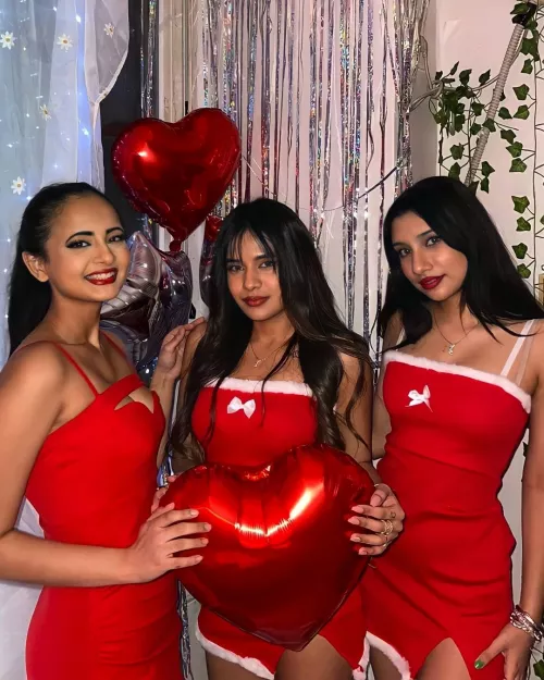 Which red?? by helhoe888