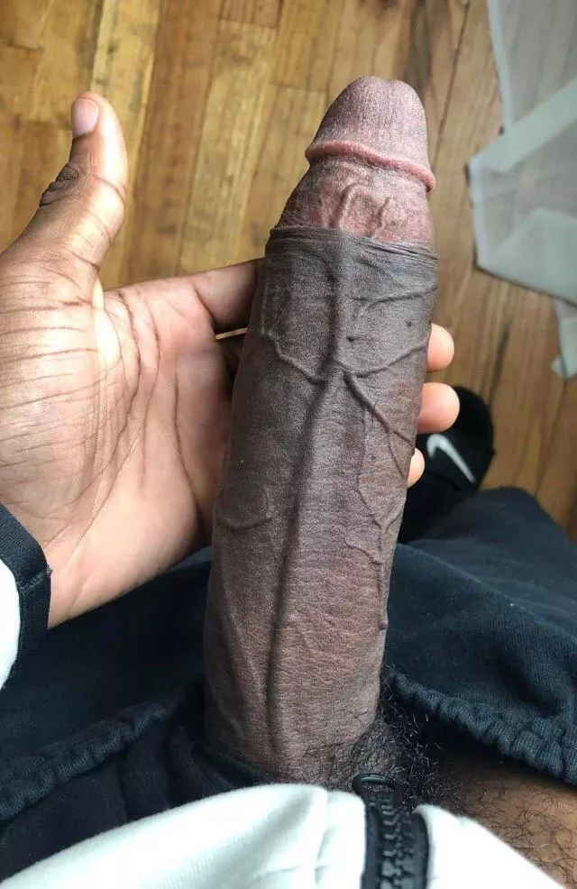 Which sissy here can seduce me and make me cheat on my gf? posted by Rare_Dimension_3185