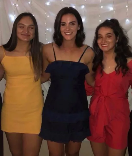 Which sister do you want? by noddy-nick