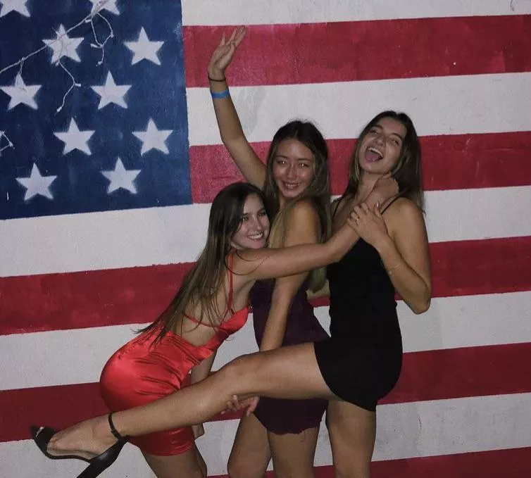 Which sorority slut are u filling up? [3] posted by busisbussin