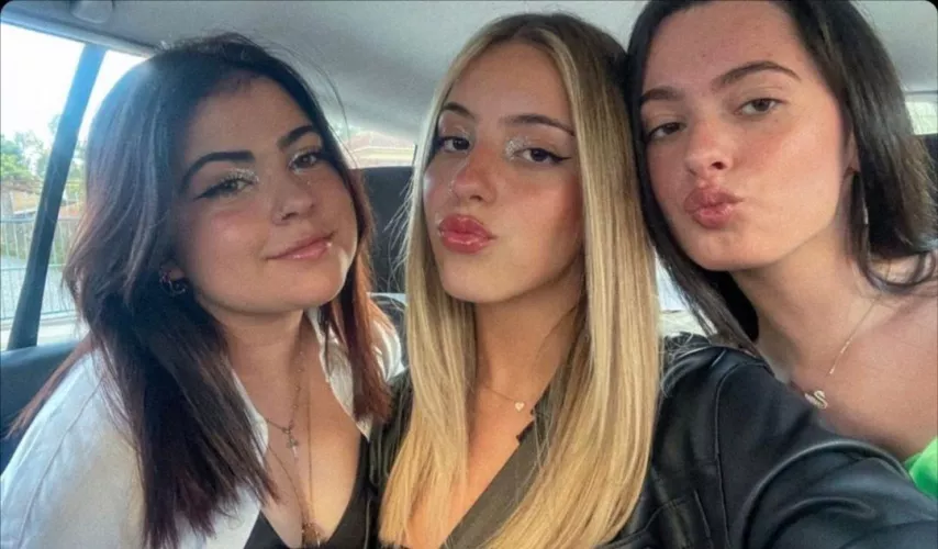 which u taking home by Xinadora