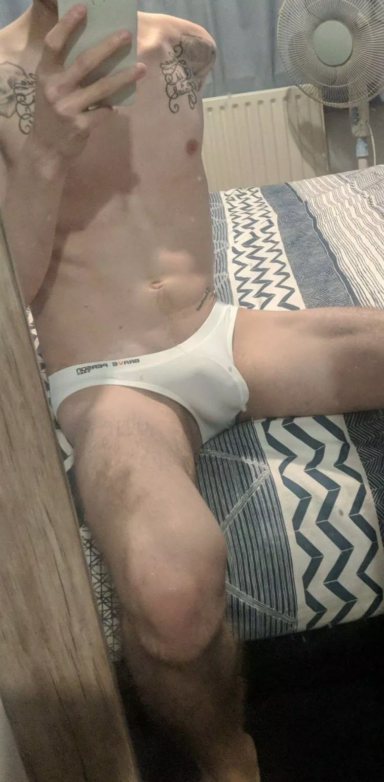 white briefs today posted by hornyhomo94