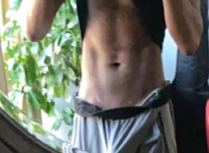 White fems, trans, or bottoms only msg. No old! by Serious-Mortgage4519