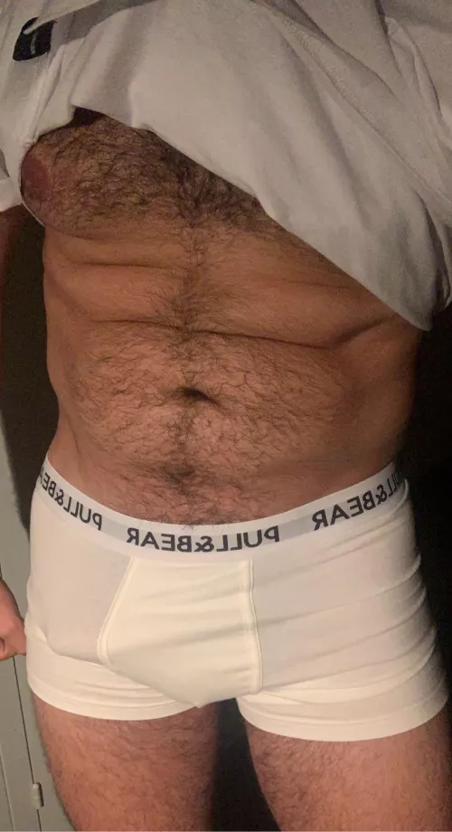 White ones hide the least by cgoldr