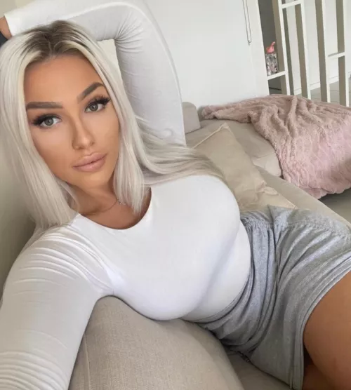 White shirt by BBCintocelebs