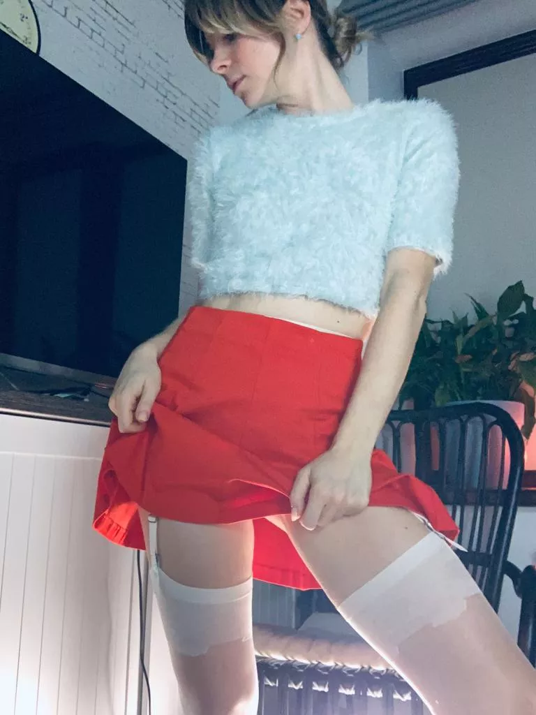 White stockings with my red skirt posted by watermelon_jules