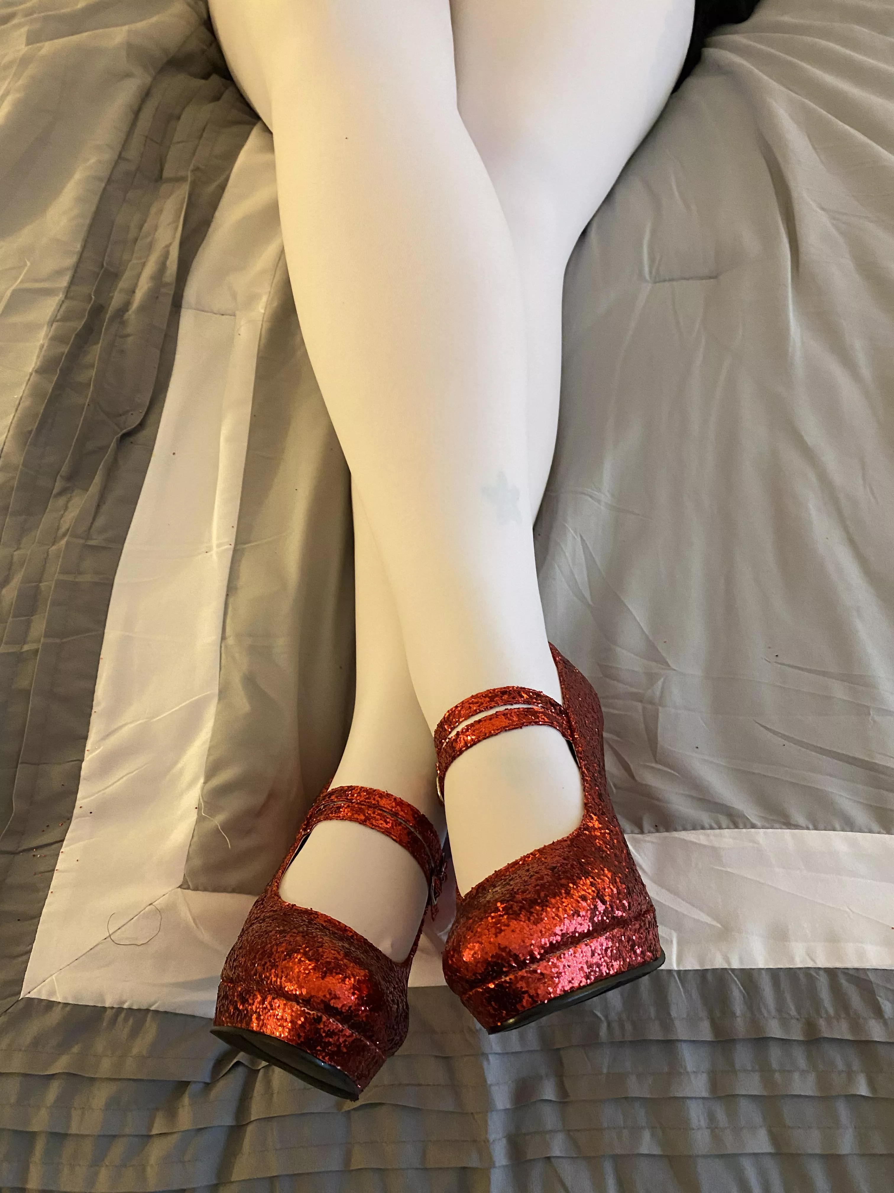 White tights and Ruby Heels 👠 posted by tightstoesheelshose