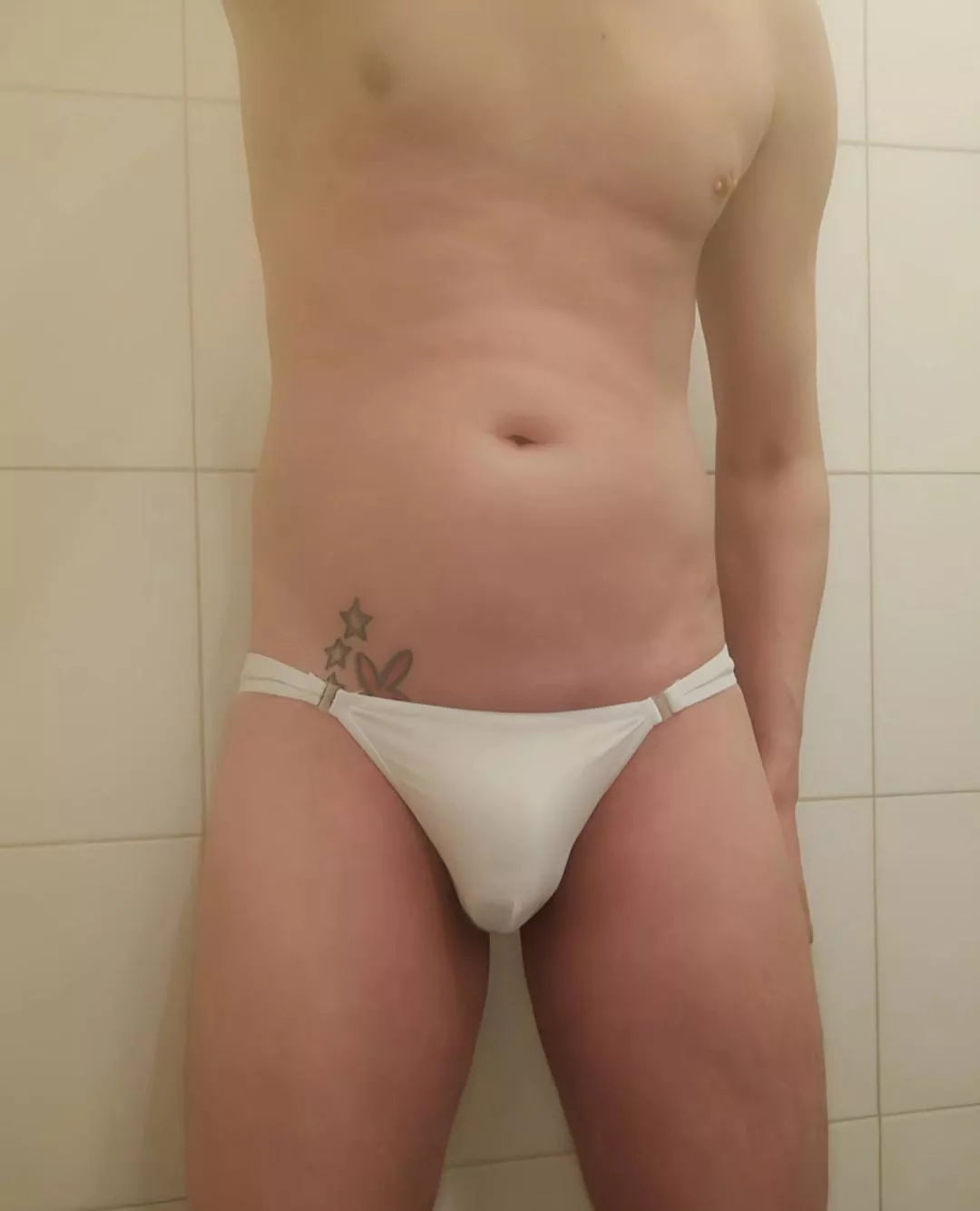 White with quick release posted by Shavedpussylover