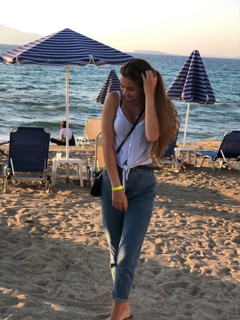 Who can cumtribute me rn?🙈🥰🤤 dm me 😚 by selina_artmg