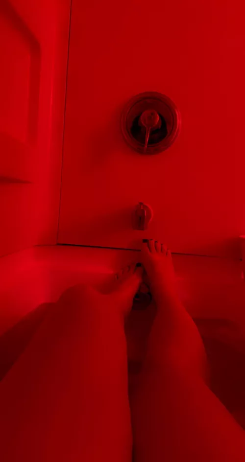 Who can keep me company 😉😘 by RedBeauty90