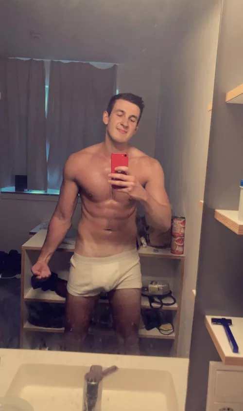 Who can suck it hard for me please 🥲 by lio1919