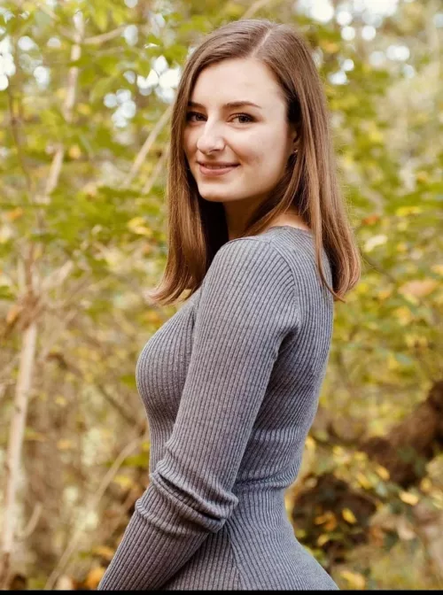 who can trib her and send it to her insta? by slaveboyy999