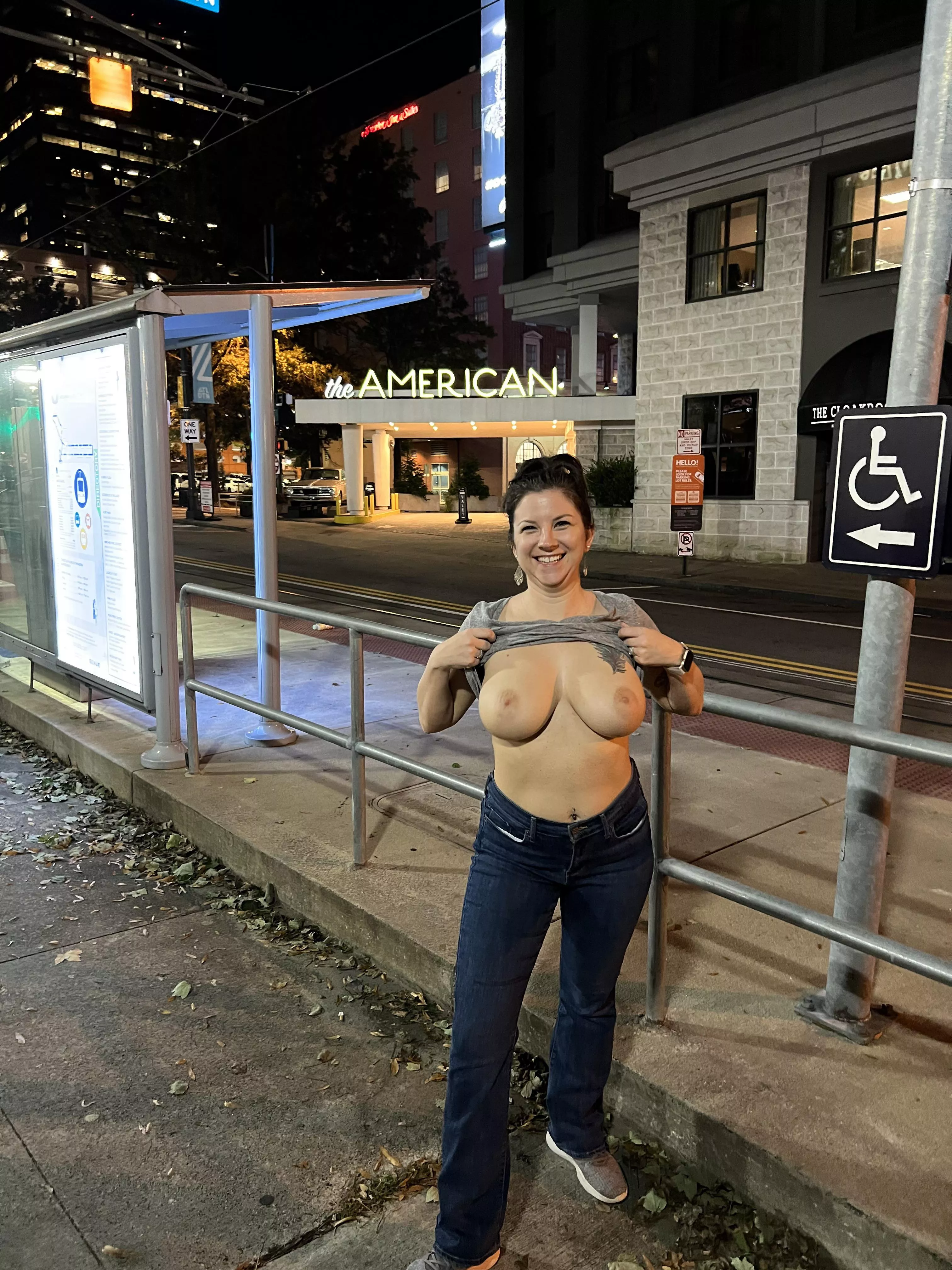 Who doesn’t love a public flashing? posted by HairlessRabbits