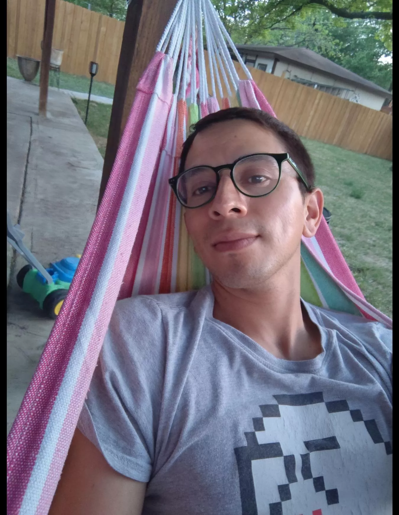 Who else enjoys gaming outside to nice weather? 😊 posted by tcjdj