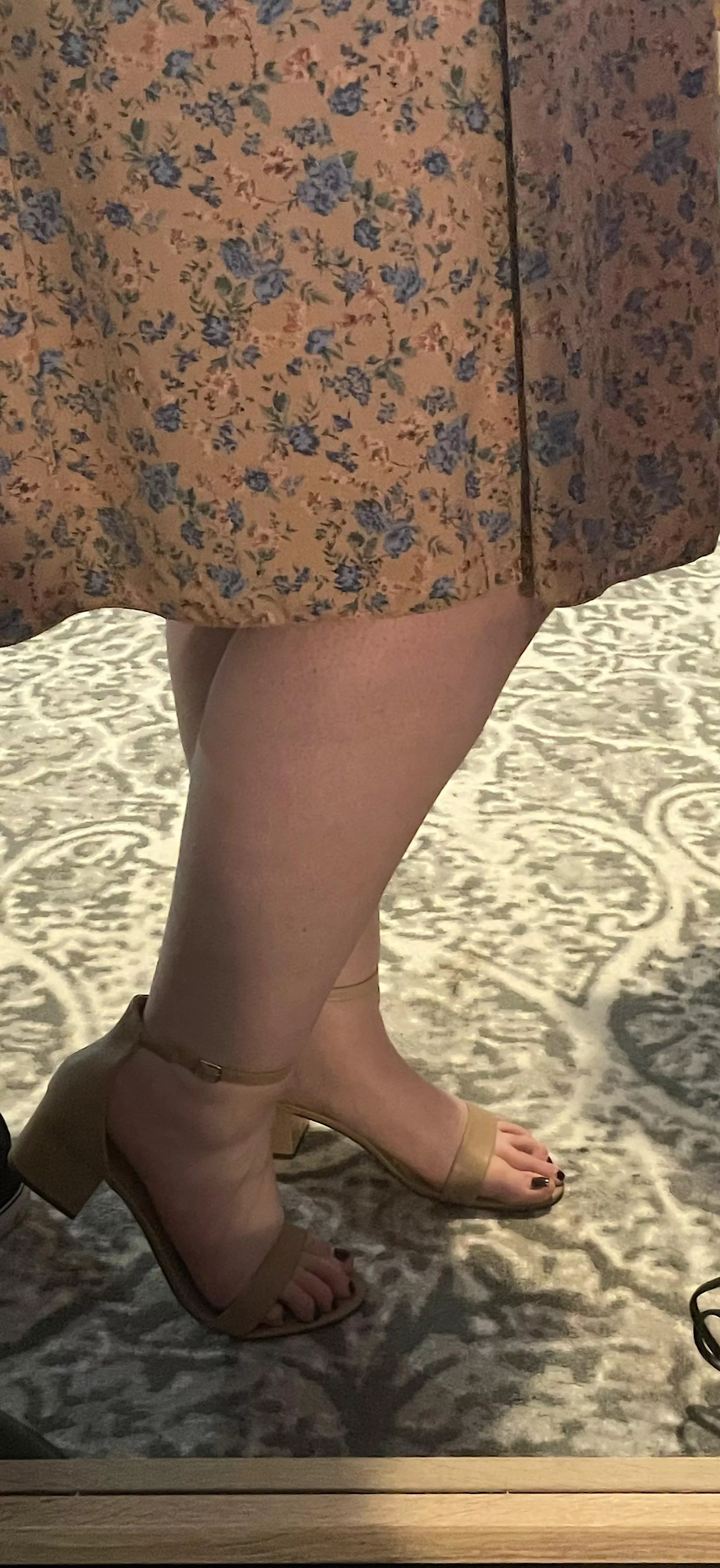 Who else likes when tall women wear heels? I am 6 foot 3 and these heels make me about 6 foot 6! I feel like a goddess among men 👠 [F] posted by AmazonBaddie233