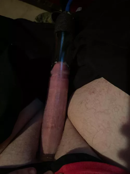 Who else loves pumping so much they do it every day. Like me 💪💪💪 by Acrobatic-Visual5904