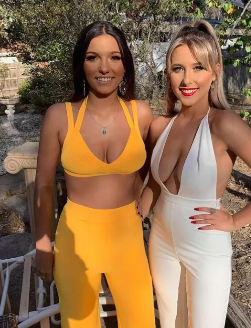 who gets titty fucked by samsmith6978