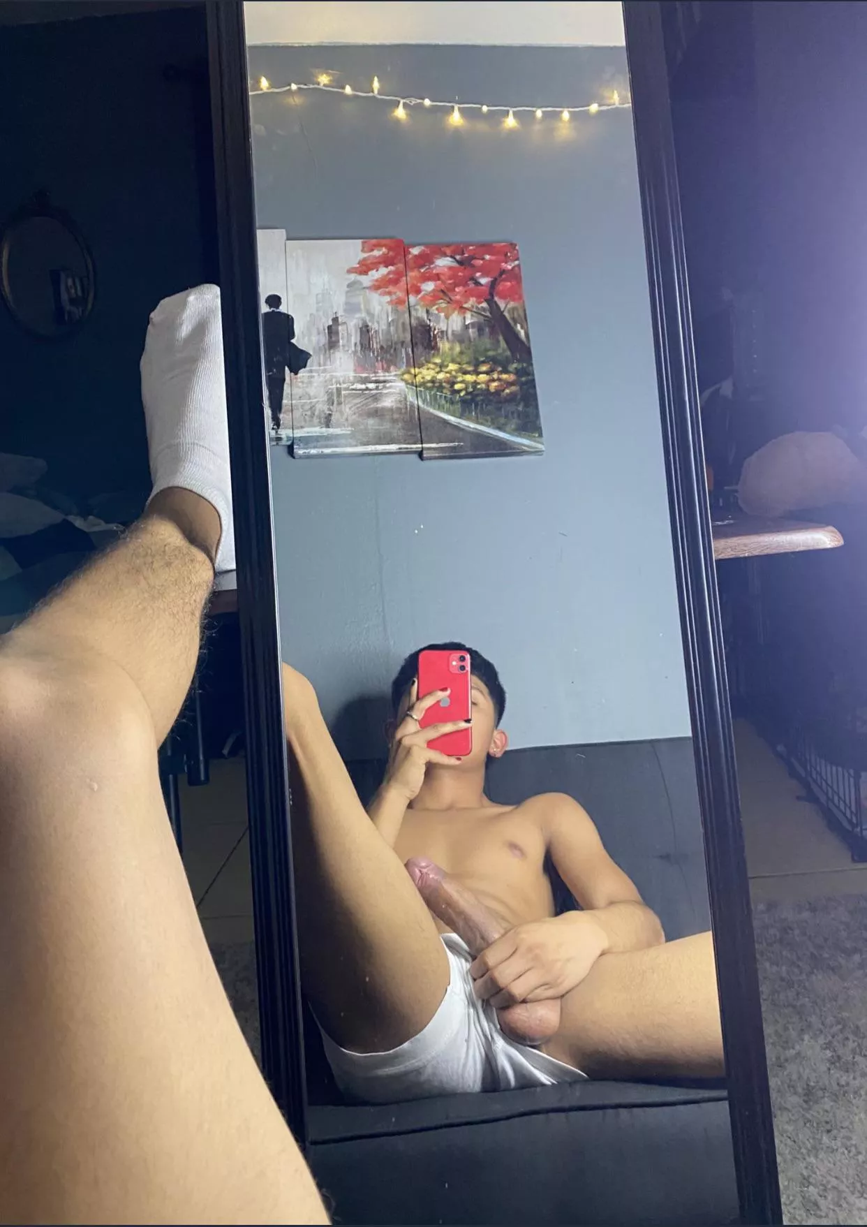 Who is gonna come sit on daddy’s cock? posted by TheonlyodiOF