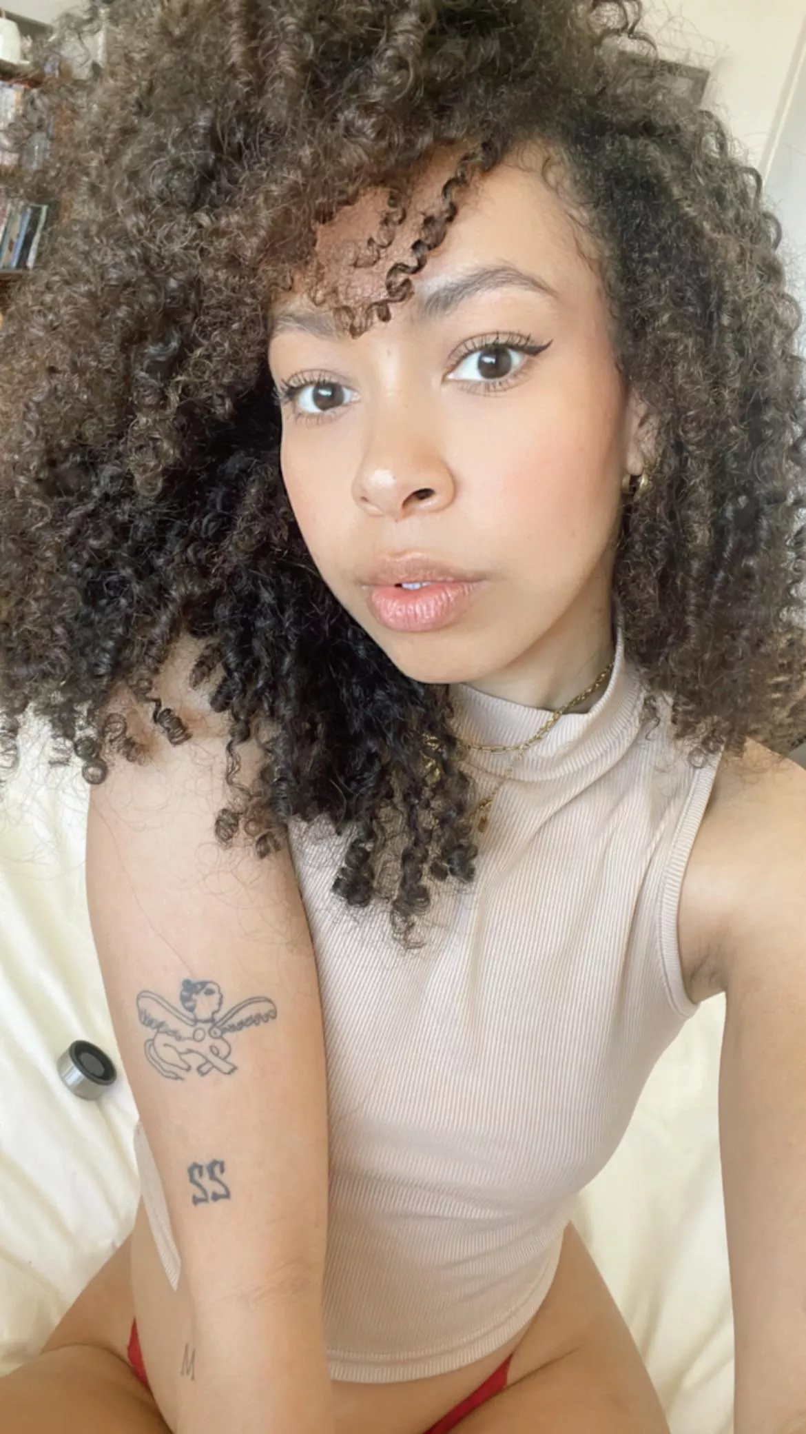 Who is gonna make my Sunday better? posted by Misscharlierose