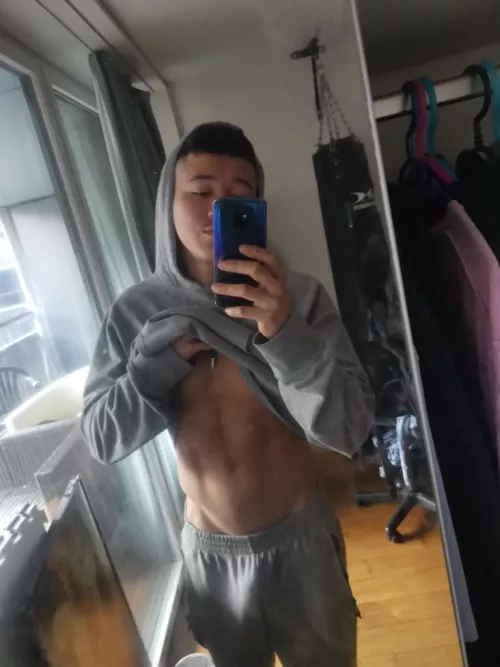 who is horny 🙋‍♂️ by hugoespositos00